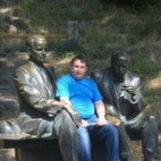 ,   Artem, 42 ,   