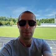  ,   Karlito, 41 ,   c 