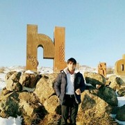  ,  Levon, 32
