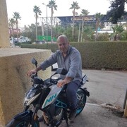  Holon,   , 50 ,   c 