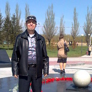  ,   Nikolaj, 65 ,   