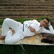  ,   Eduard, 45 ,   