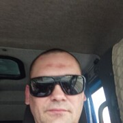  ,   Anton, 37 ,   ,   
