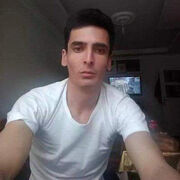 ,   Artur, 39 ,   ,   