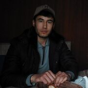  ,  Ali, 25