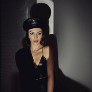  ,   Yana, 29 ,   ,   