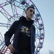  ,  Vladislav, 32