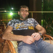  ,  Davo, 33
