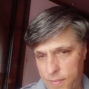  ,   Armen, 34 ,   ,   