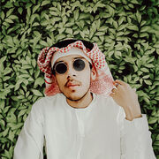  Triolet,   Irfaan, 26 ,   ,   , c , 