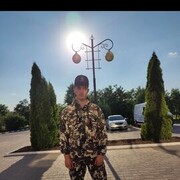  ,  Zhenya, 23