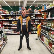  ,   Tudor, 28 ,   ,   