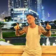  --,   Alex, 35 ,     , c , 