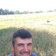 ,  Andri, 40