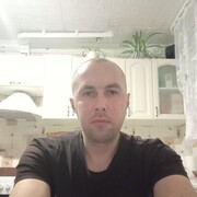  ,  Sergey, 32