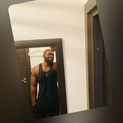  -,   Armand, 25 ,   ,   , c , 