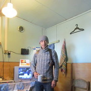  ,   Viktor, 52 ,  