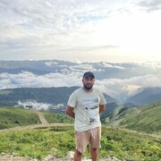  ,   Ash, 34 ,   ,   