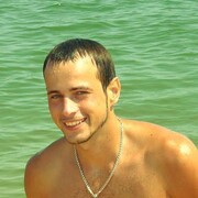  ,   Viktor, 33 ,   c 
