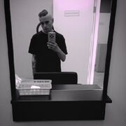  ,  Timur, 22
