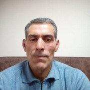  ,  Famil, 42