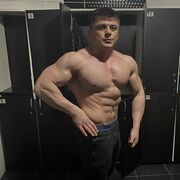  ,  Onur, 29