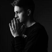  ,   Vladislav, 26 ,   ,   , c 