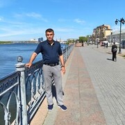 ,  Munisbek, 35