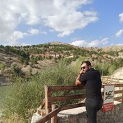  ,  Ali, 39