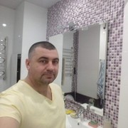 ,  Igor, 44