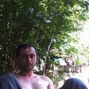  ,   Mel, 44 ,   