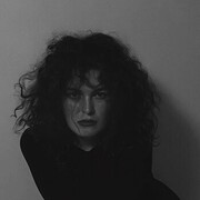  --,   , 26 ,  