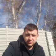  ,   Alex, 27 ,  