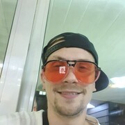 ,   Andy, 37 ,   ,   