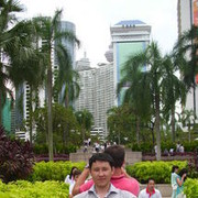  ,   Oskar, 44 ,   