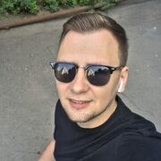  ,   Tim Brows, 31 ,  