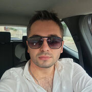  ,   Mustafa, 33 ,  