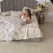  ,   Anna, 31 ,   ,   