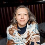  ,   Ludmila, 46 ,   c 