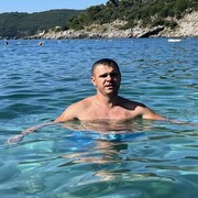  ,  Kazik, 35