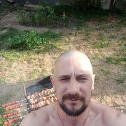  ,   Maksim, 44 ,   ,   , c 