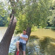  ,   Yurok, 42 ,   c 