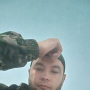  ,  Akmal, 29