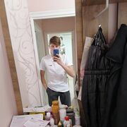  ,  Danik, 21