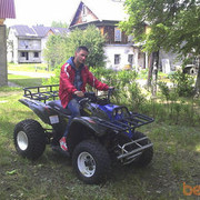  ,   Andrew, 33 ,   