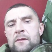  ,   Witalij, 44 ,  