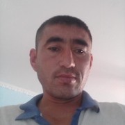  ,  Akbar, 35