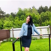  -,  lenka, 30