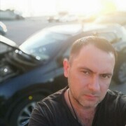  ,   Vlad Snejniy, 44 ,   ,   , c 
