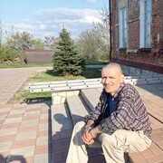  ,   Garry, 52 ,   ,   